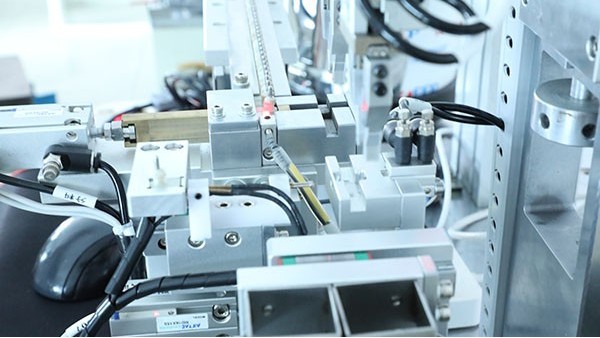 全自動在線點膠機(jī)