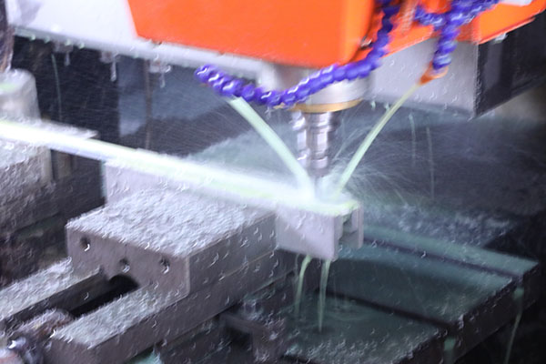 深圳自動點膠機設備