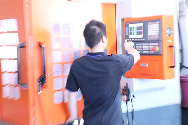 四軸視覺點(diǎn)膠機(jī)廠家