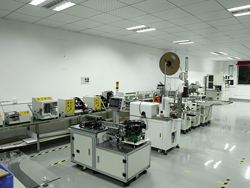 全自動點膠機設(shè)備展示