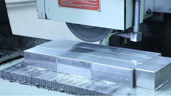 視覺(jué)點(diǎn)膠機(jī)廠家