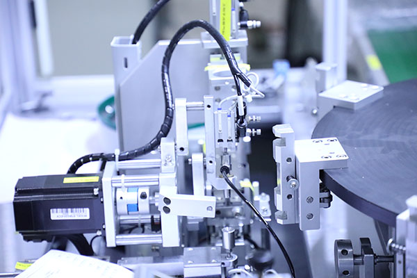 山東點(diǎn)膠機(jī)廠家